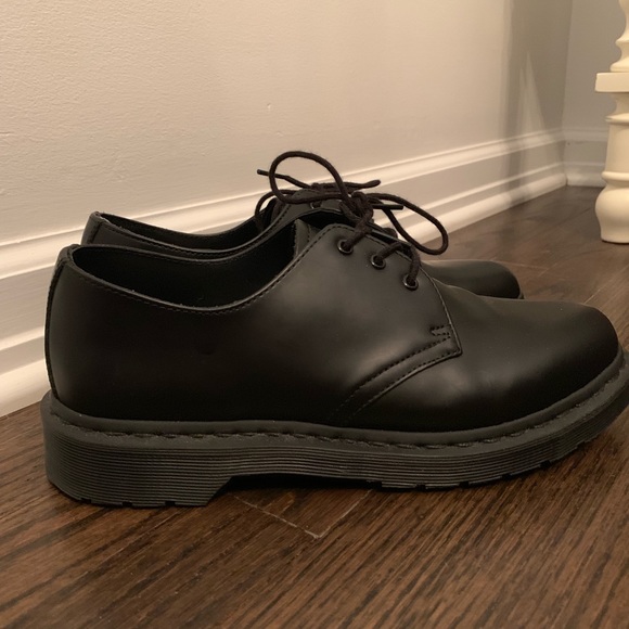 dr martens 1461 pw